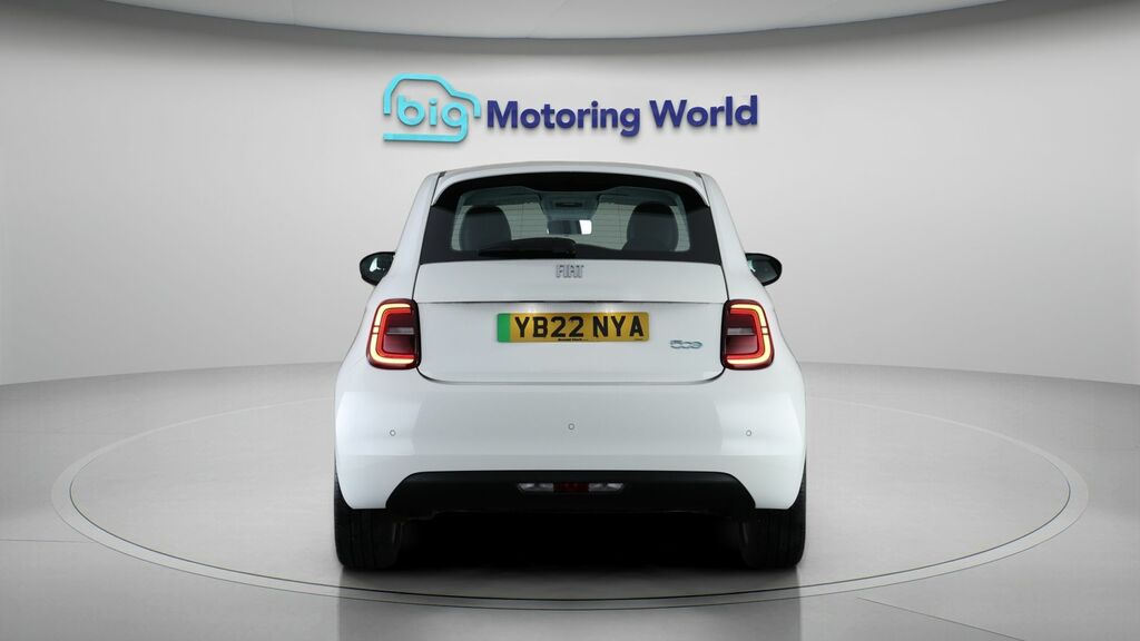 Fiat 500E Icon White #6