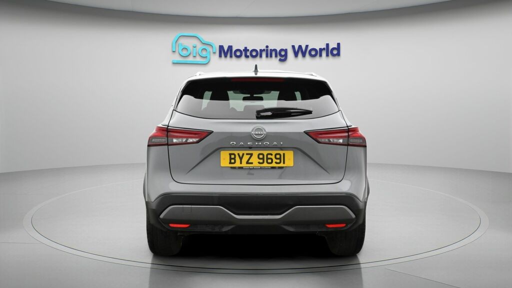 Nissan Qashqai Tekna Grey #6