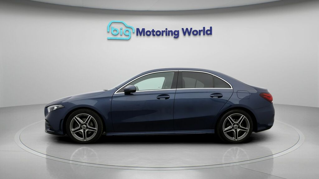Mercedes-Benz A Class Amg Line BW71XDL Blue #4