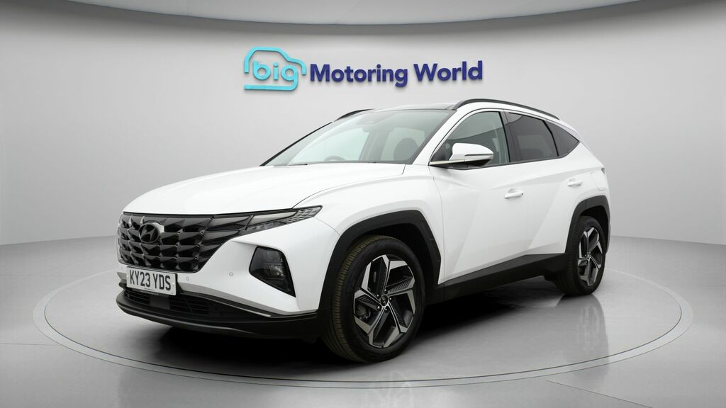 Hyundai Tucson Ultimate White #3