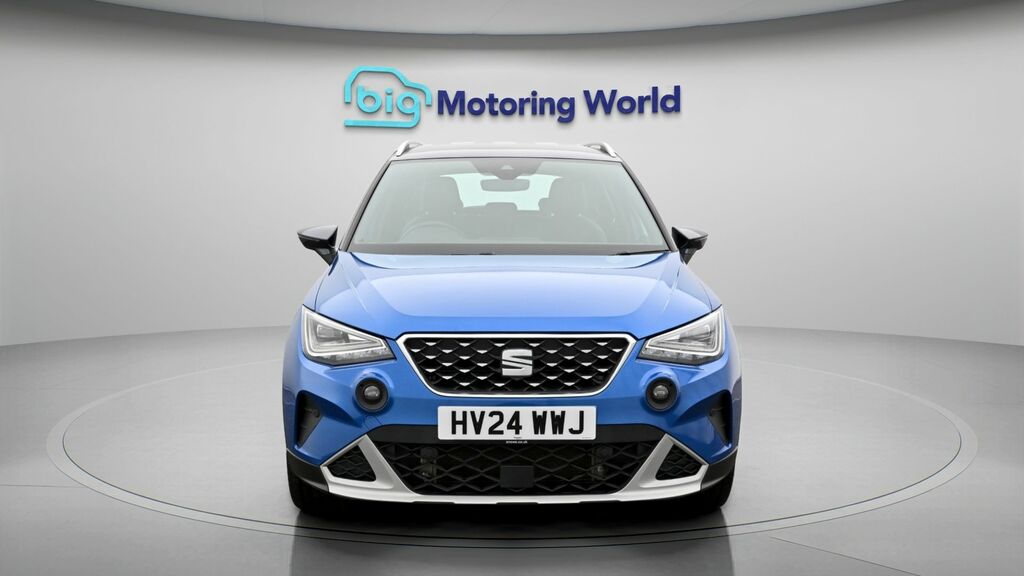 Seat Arona Xperience Lux HV24WWJ Blue #2