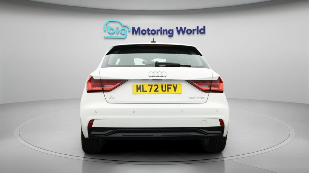 Audi A1 Sport White #6