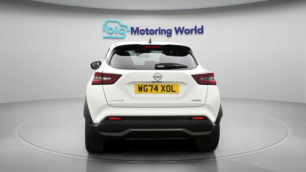 Nissan Juke N-connecta WG74XOL White #6