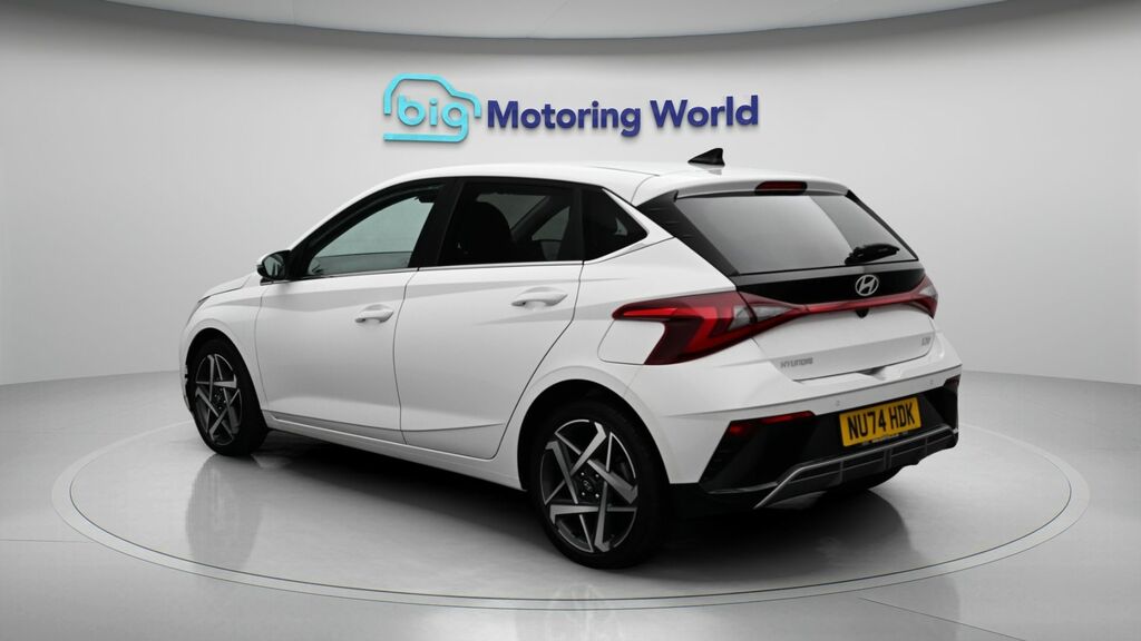 Hyundai I20 Premium White #5