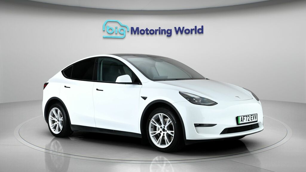 Tesla Model Y Long Range White