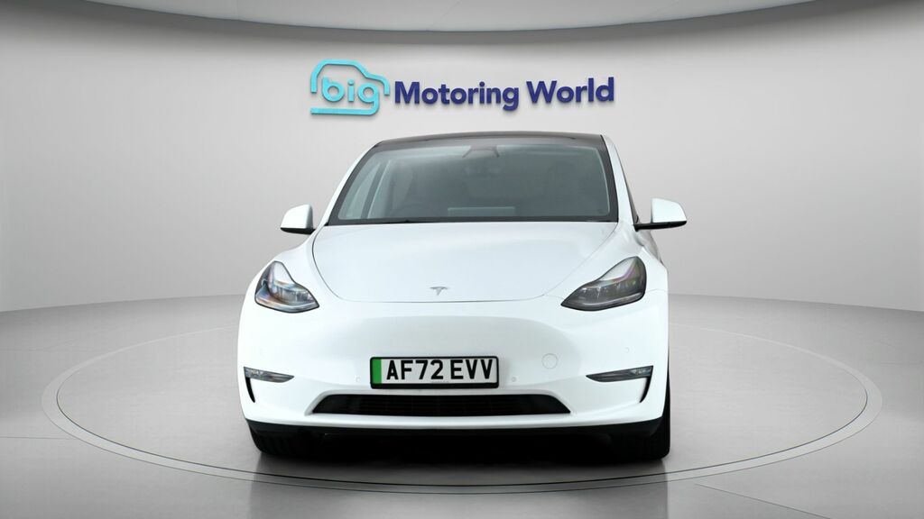 Tesla Model Y Long Range AF72EVV White #2