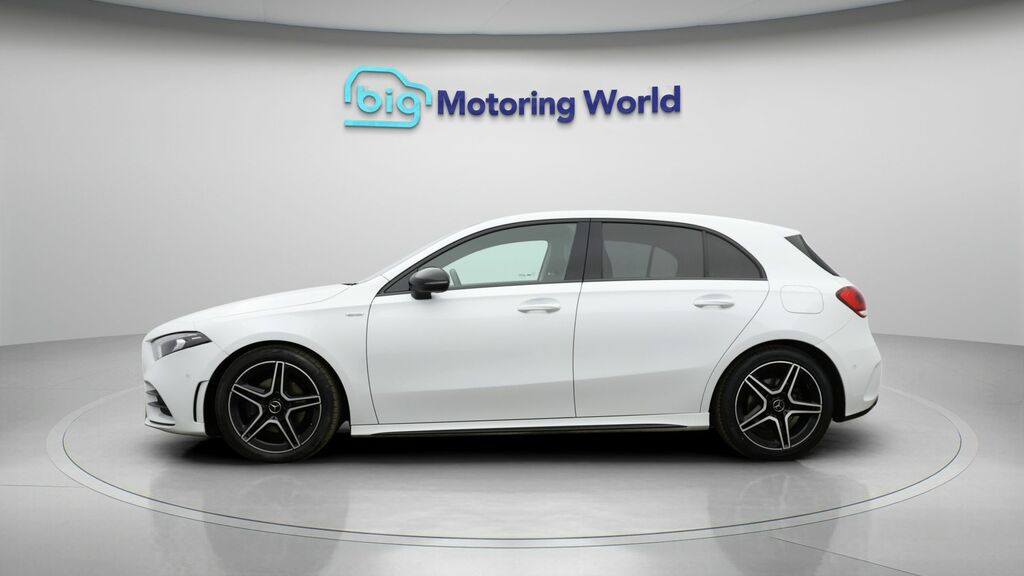 Mercedes-Benz A Class Amg Line Edition WP22KUE White #4