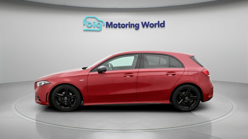 Mercedes-Benz A Class Amg Line Edition SH22ERU Red #4