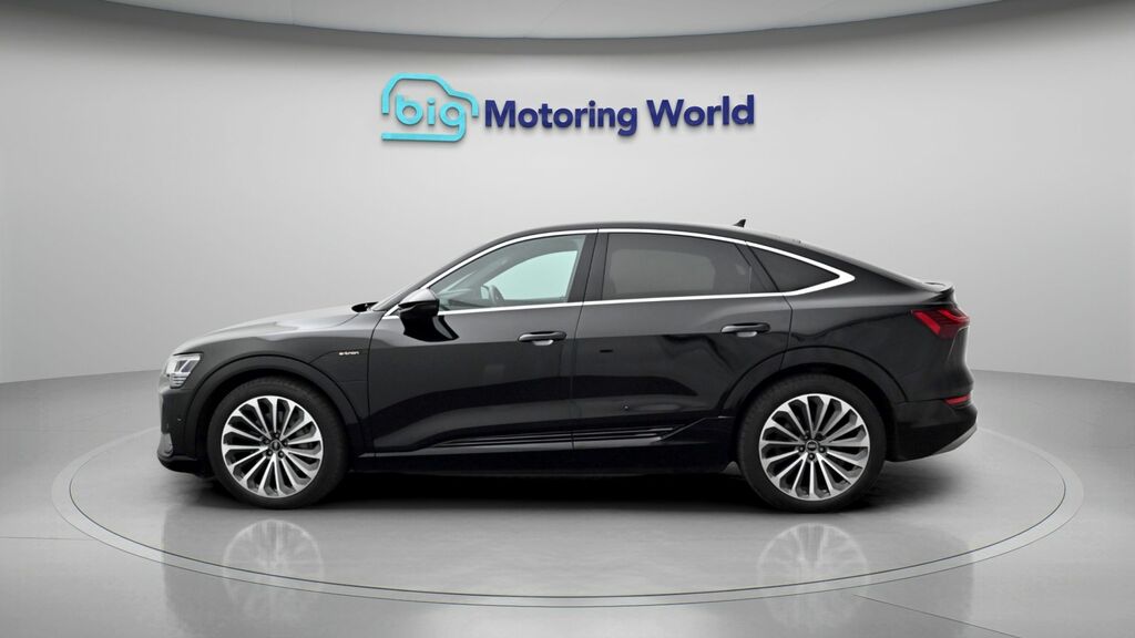 Audi E-Tron S S Line Black #4
