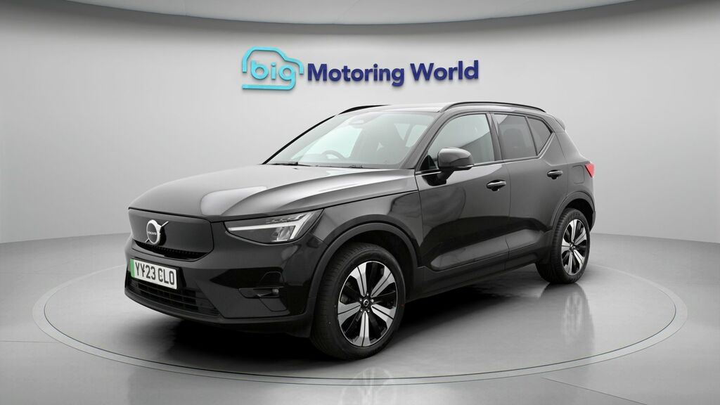 Volvo XC40 Plus YY23CLO Black #3