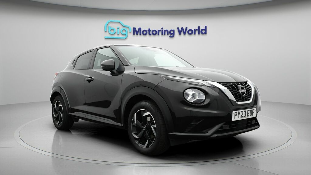 Nissan Juke N-connecta Black