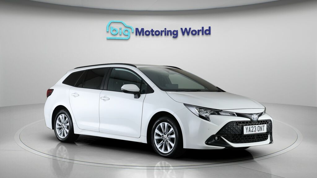 Toyota Corolla Icon White