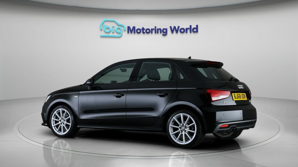 Audi A1 S Line BJ68UDN Black #5