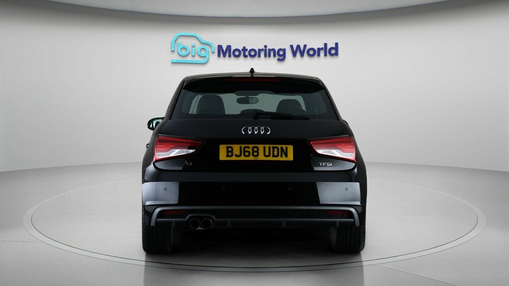 Audi A1 S Line BJ68UDN Black #6