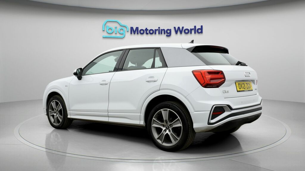 Audi Q2 S Line OV21ZGX White #5