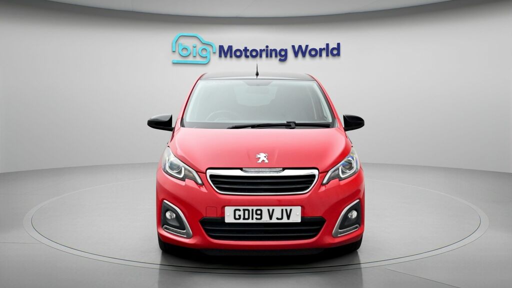 Peugeot 108 Allure Red #2