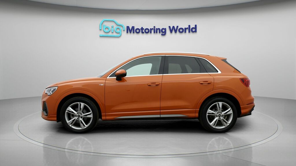 Audi Q3 S Line FV70LHP Orange #4