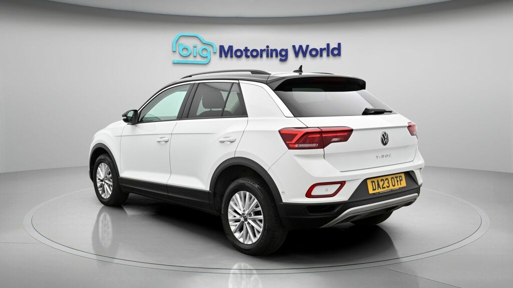 Volkswagen T-Roc Life DA23OTP White #5