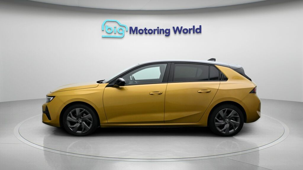 Vauxhall Astra Gs Line WR72FFW Black #4