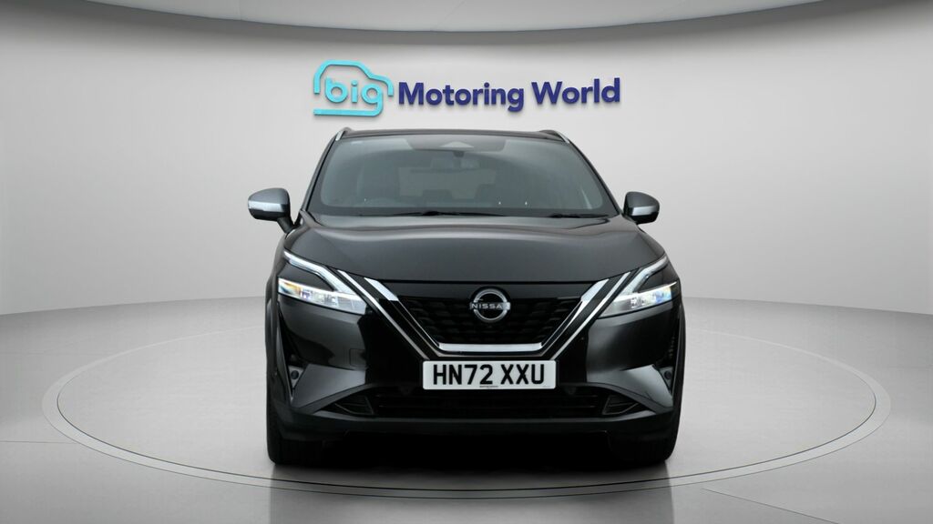 Nissan Qashqai Tekna Black #2