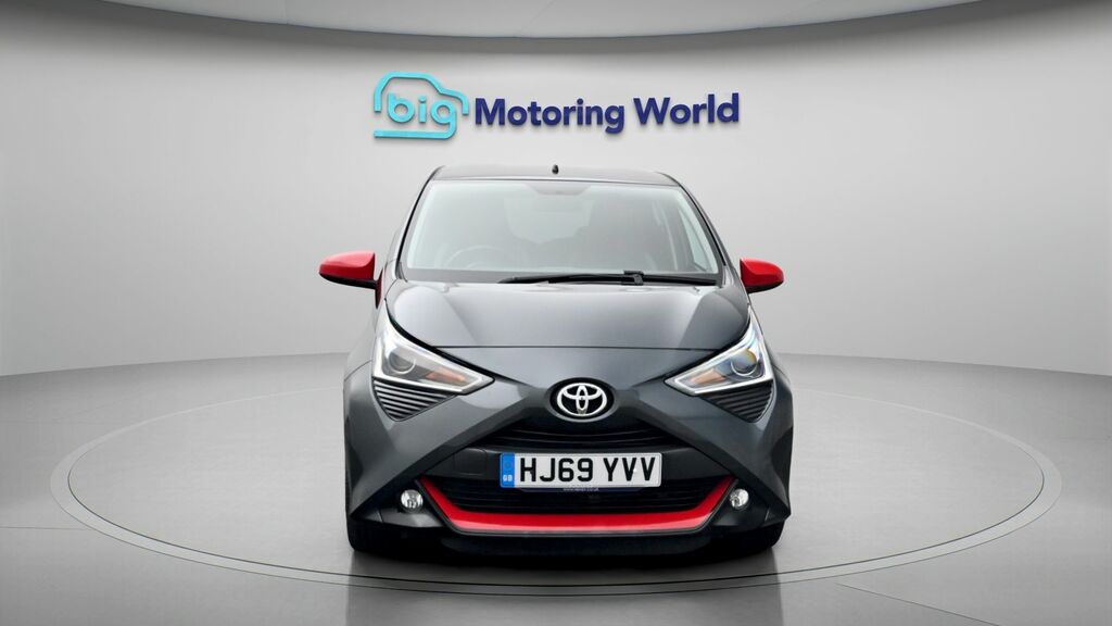 Toyota Aygo X X-trend HJ69YVV Grey #2