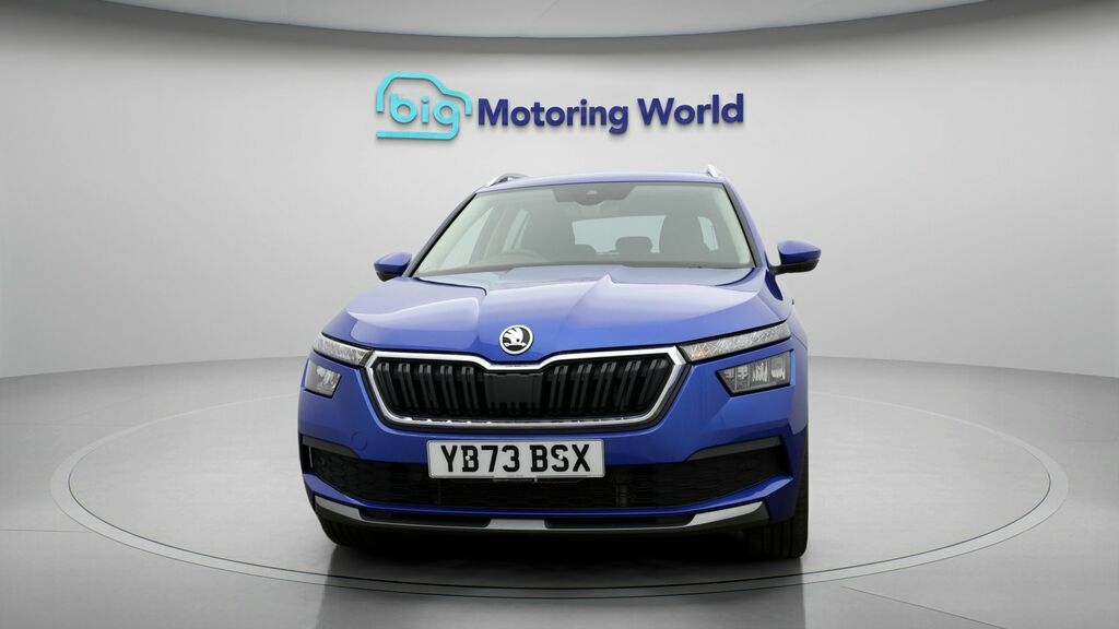 Skoda Kamiq Se L Executive YB73BSX Blue #2