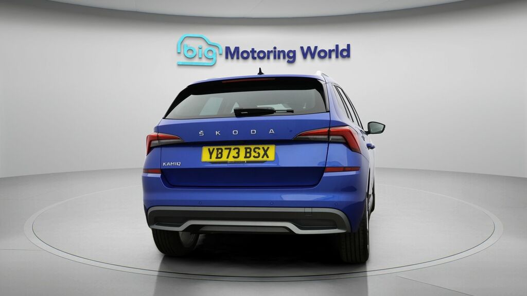 Skoda Kamiq Se L Executive YB73BSX Blue #6