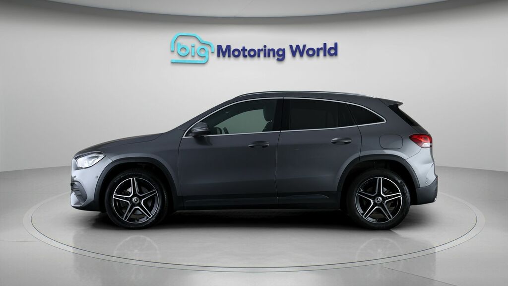 Mercedes-Benz GLA Class Amg Line Grey #4