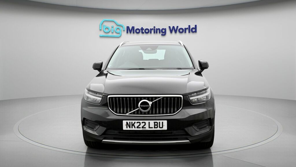 Volvo XC40 Inscription Black #2