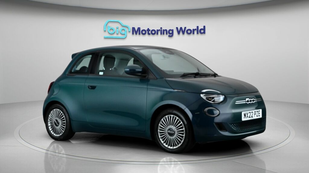 Fiat 500E Icon Green
