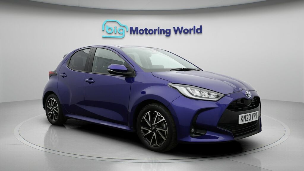 Toyota Yaris Design Blue