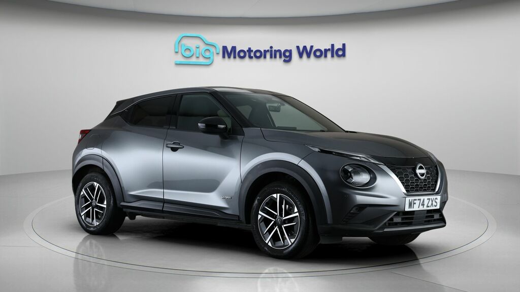 Nissan Juke N-connecta WF74ZXS Grey