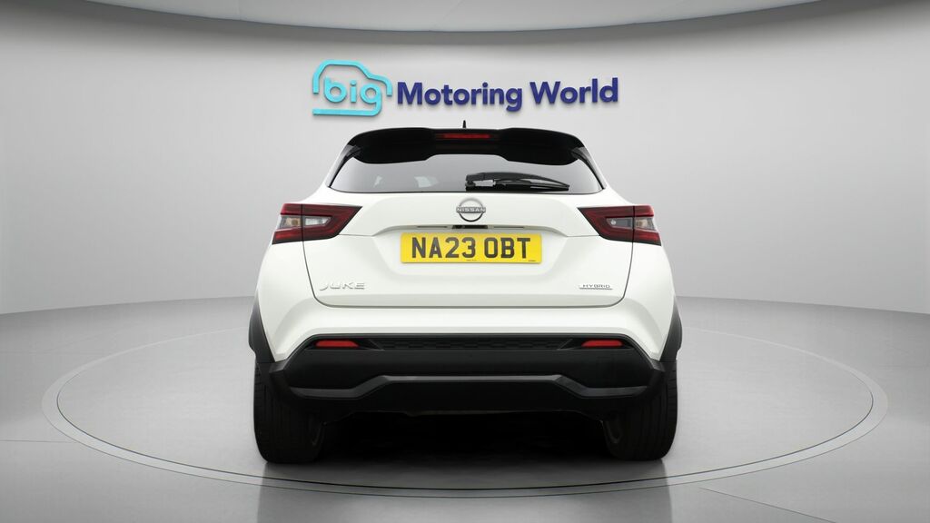 Nissan Juke Tekna NA23OBT White #6