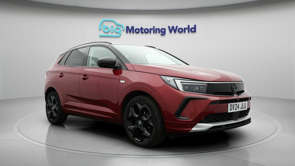 Vauxhall Grandland Ultimate Red