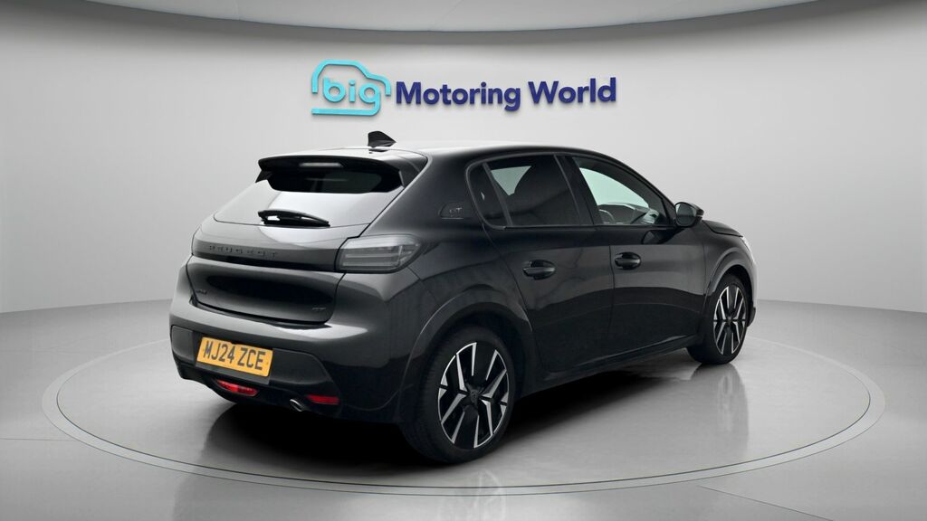 Peugeot 208 Gt Black #6