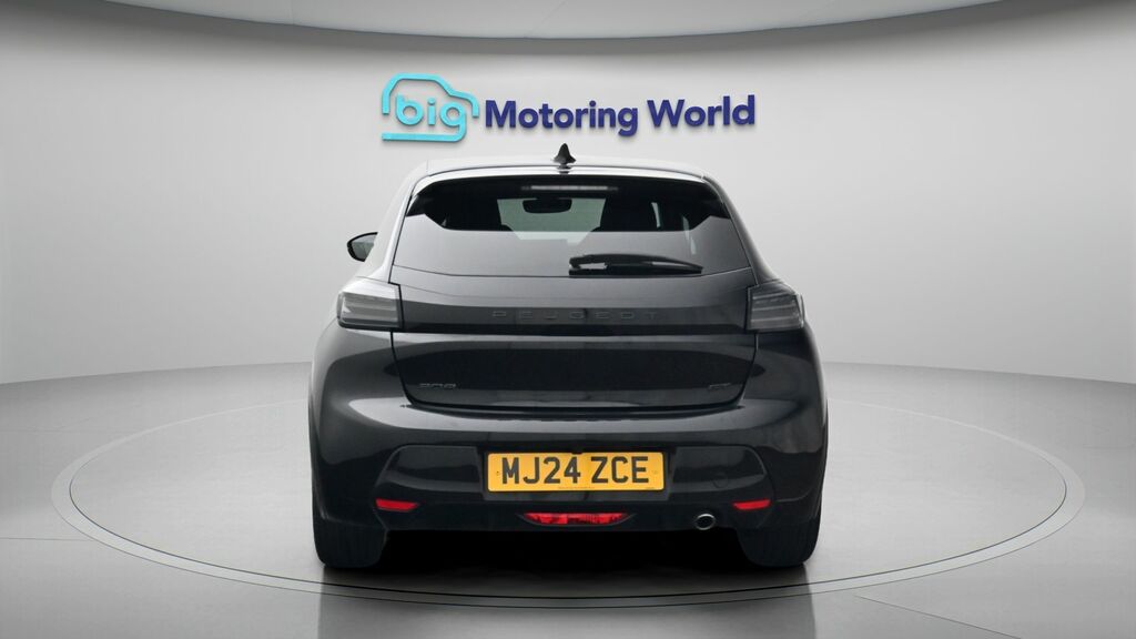 Peugeot 208 Gt Black #5