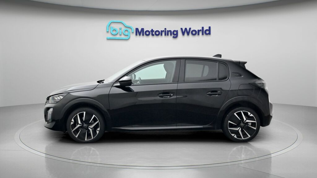 Peugeot 208 Gt Black #3