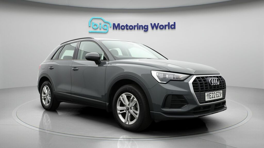 Audi Q3 Technik Grey