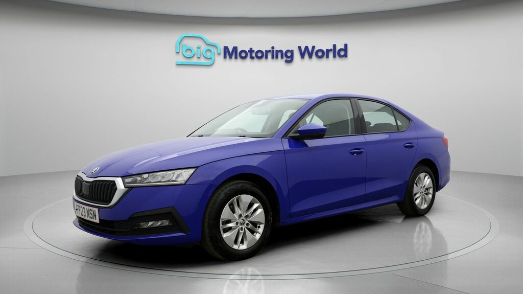 Skoda Octavia Se Blue #3