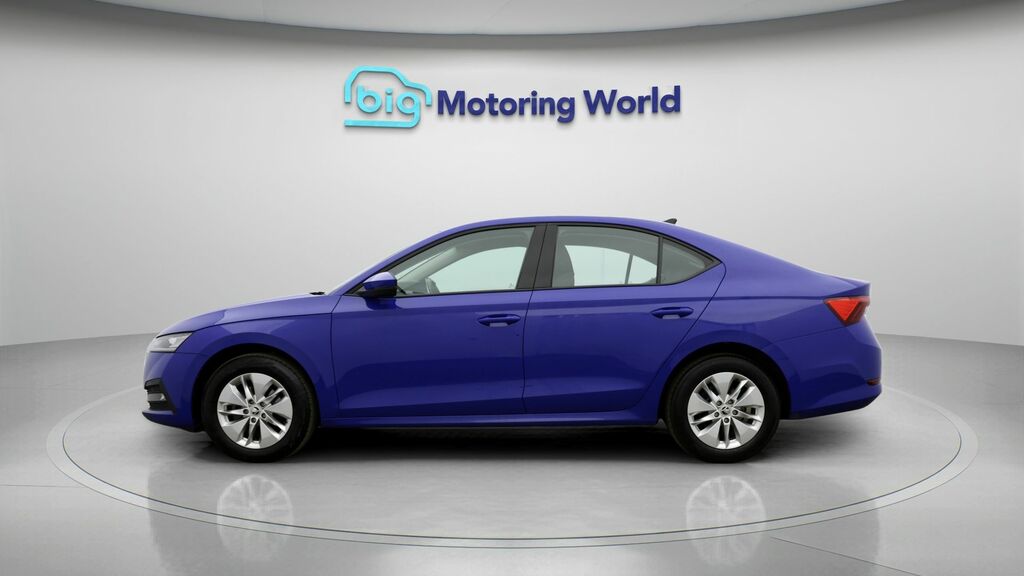 Skoda Octavia Se Blue #4