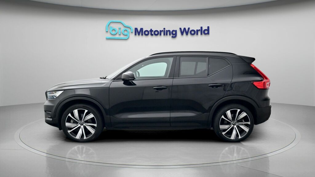 Volvo XC40 Ultimate YM71MVT Black #4