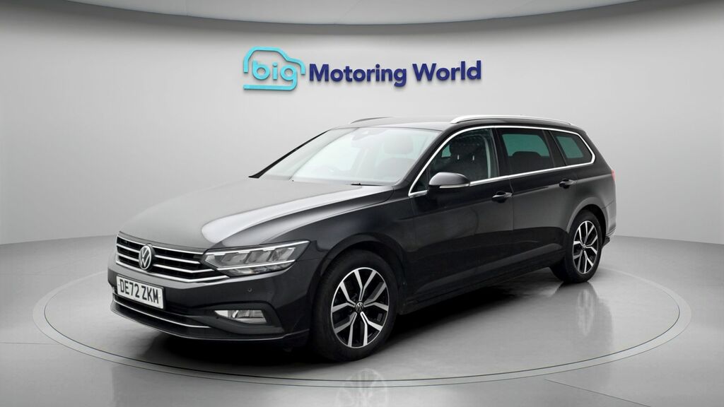 Volkswagen Passat Sel DE72ZKM Black #3