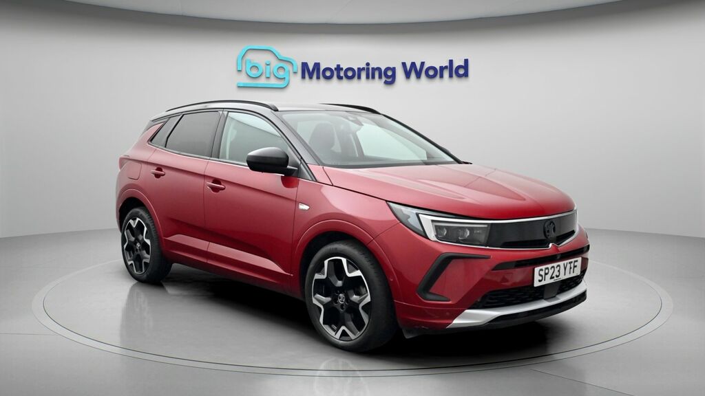 Vauxhall Grandland Ultimate Red