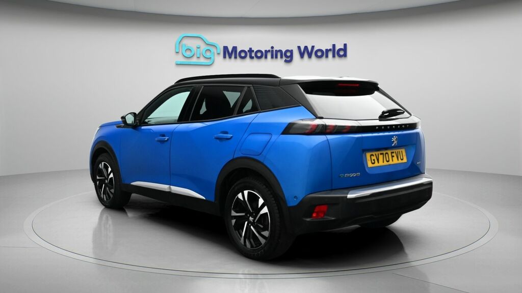 Peugeot e-2008 Gt Blue #5