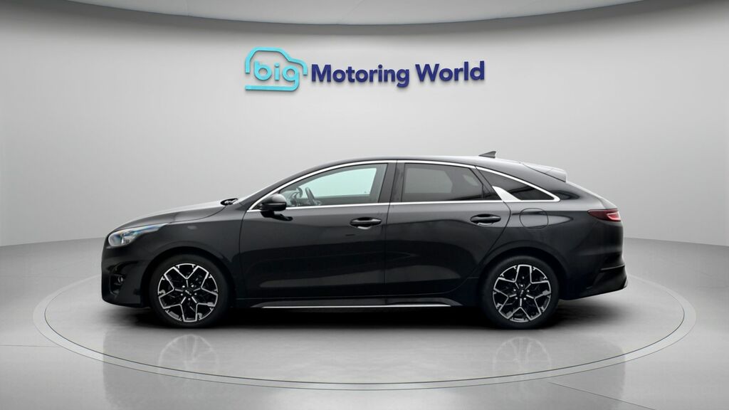 Kia Proceed Gt-line RO22XDW Black #4