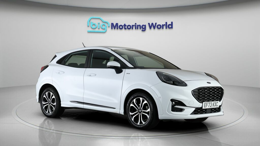 Ford Puma St-line White