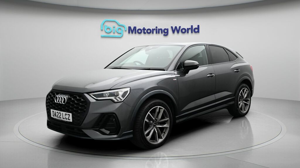 Audi Q3 Black Edition DA22LCZ Grey #3