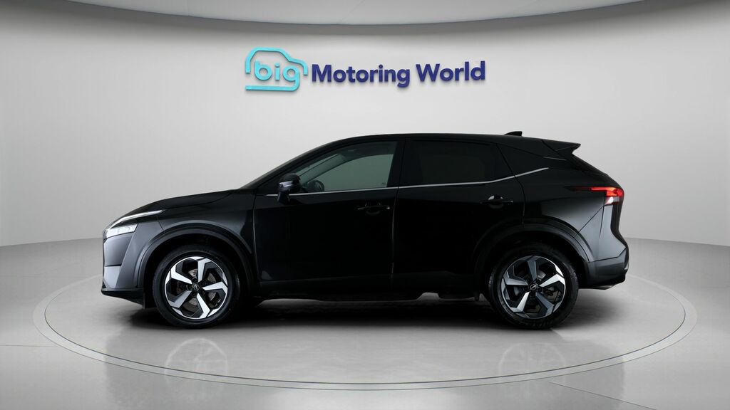 Nissan Qashqai N-connecta YH72OCM Black #4