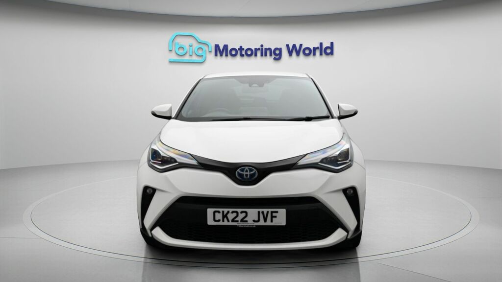 Toyota C-Hr Excel White #2