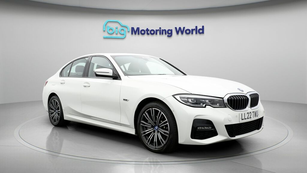 BMW 3 Series M Sport White